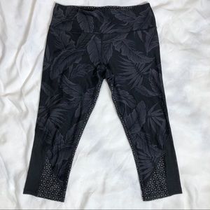 Cropped Palm Print Leggings